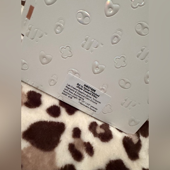 Spring luxe layers 🩵✨ - Picture 2 of 3